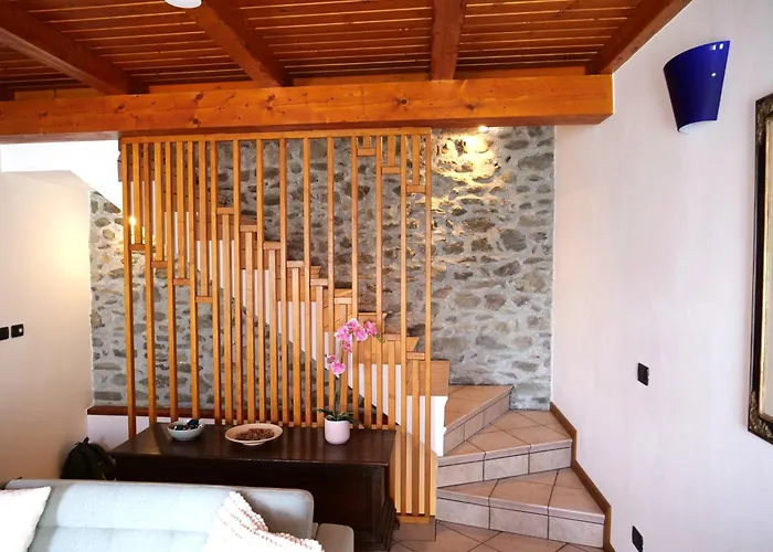 Nyaraló Rustico Casa Marie Mit Seeblick-dachterasse *