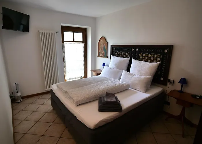Nyaraló Rustico Casa Marie Mit Seeblick-dachterasse Vercana