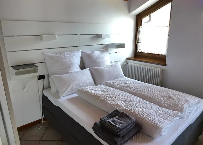 Rustico Casa Marie Mit Seeblick-dachterasse Nyaraló *